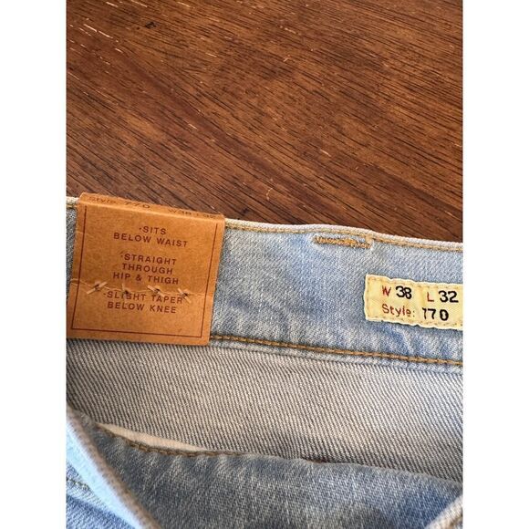 J.Crew 770 Straight Fit Jeans 38x32 Men's Light Wash NWT Classic Denim - Picture 8 of 8